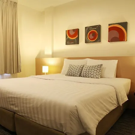 24 Inn Hotel