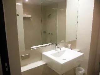 24 At Bts Phrom Phong 3*