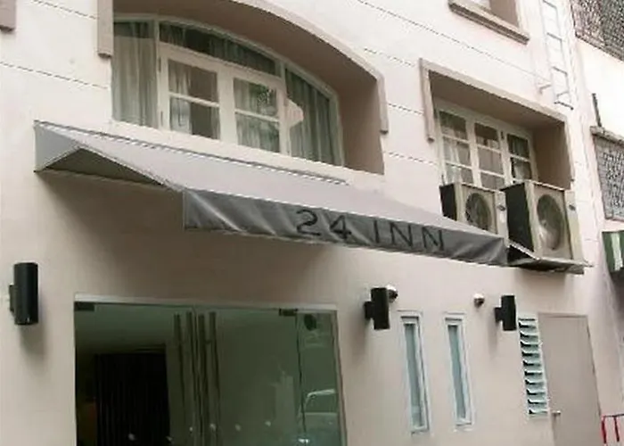 Отель 24 At Bts Phrom Phong